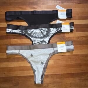 Jenni Women's Thong set of 3 size small